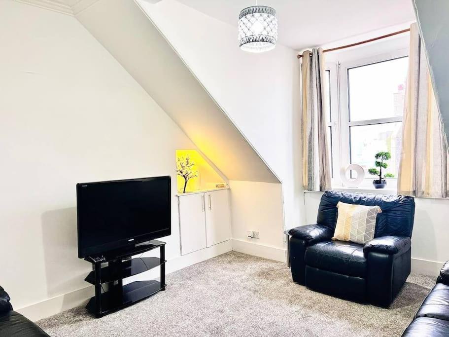 أبردين Crown House Two Bedroom Apartment المظهر الخارجي الصورة