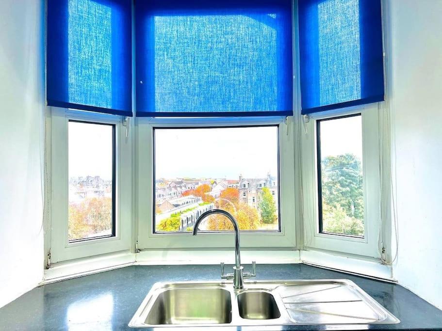 أبردين Crown House Two Bedroom Apartment المظهر الخارجي الصورة